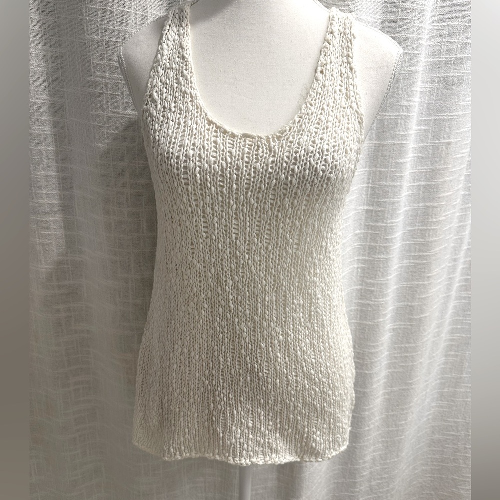 360 cashmere tank in 100 percent cotton size M